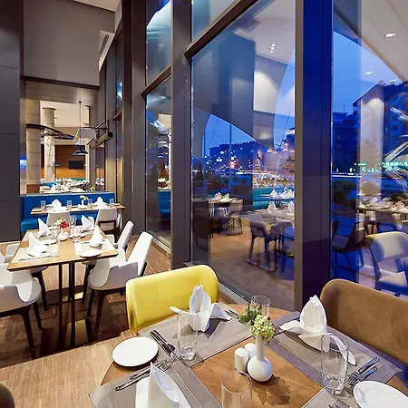 Novotel Ξενοδοχείο 5*