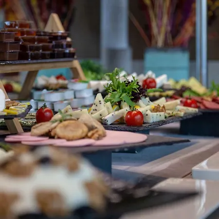 نوفوتيل 5* كونيا