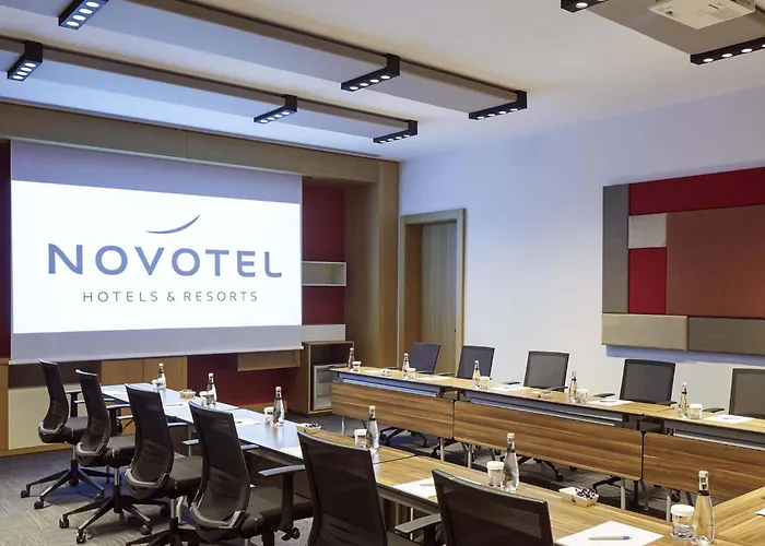 Отель Novotel
